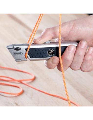 Trincheta De Seguridad Con Cuchilla Trapezoidal Y Corta Cordones 49013310 Kwb