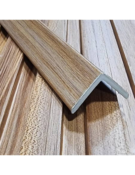 Esquinero Decorativo Para Wpc P054